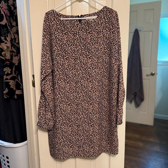 LOFT Dresses & Skirts - LOFT Animal Print Dress